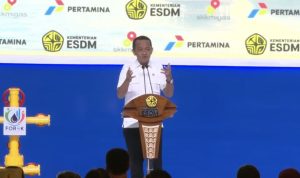 menko-hilirisasi-dan-transisi-energi-sekaligus-menteri-esdm-bahlil-lahadalia-saat-menyampaikan-sambutan-dalam-forek-hulu-migas-1793174702610_169